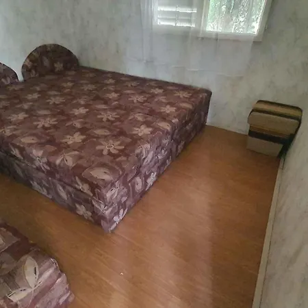 In 38374 Balatonfenyves