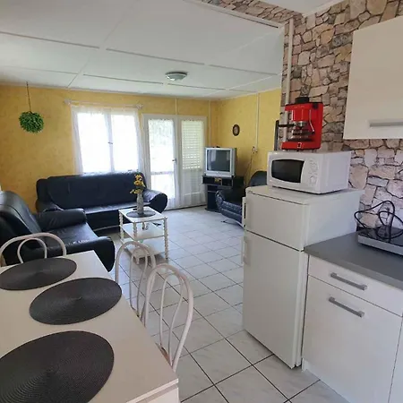 Vakantiehuis In 38374 Balatonfenyves