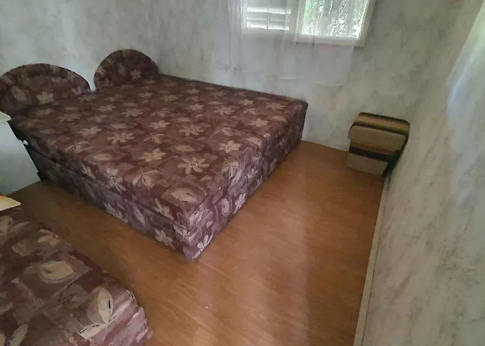 In 38374 Balatonfenyves